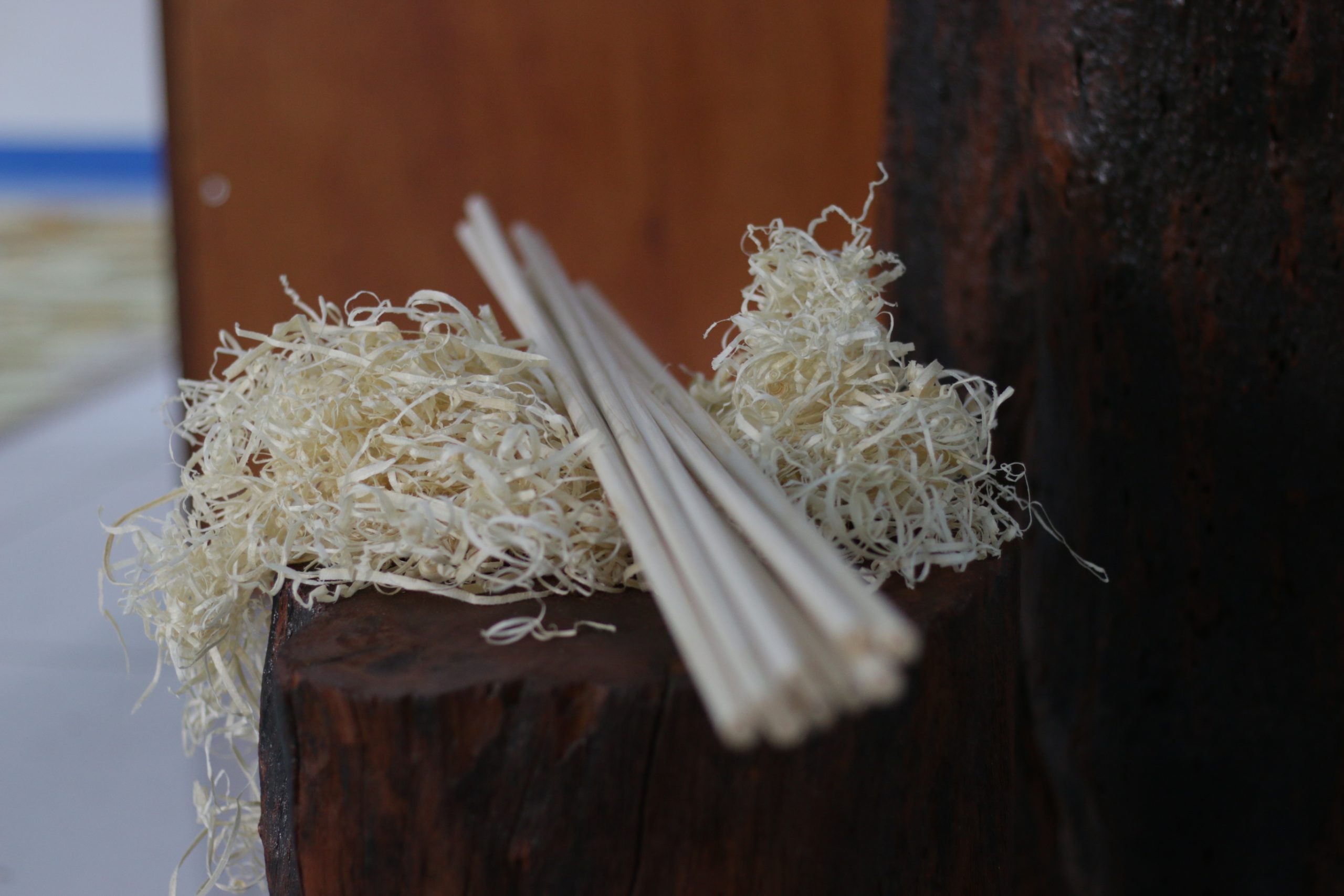 SHAFT SERUT MANUAL BAHAN SPRUCE